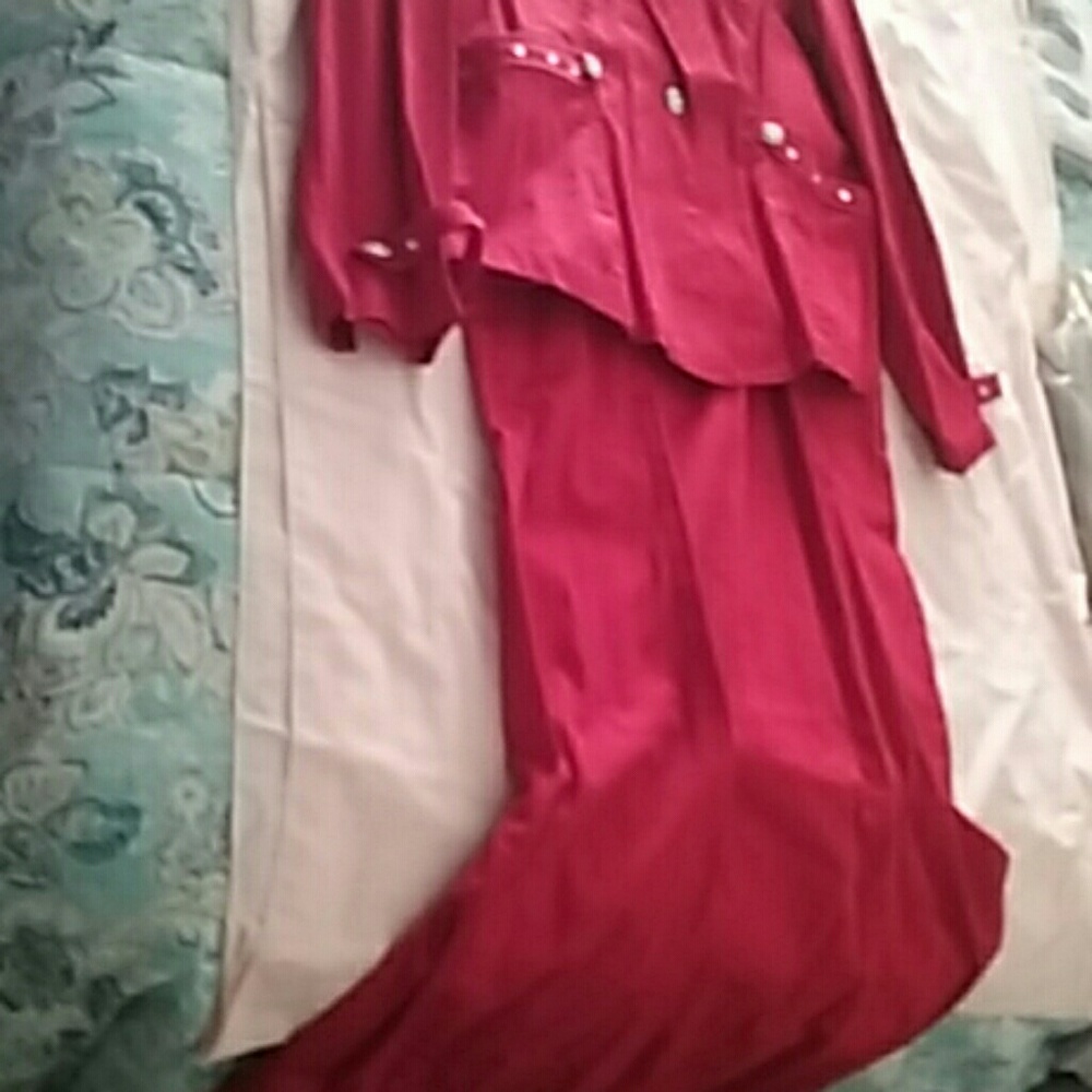 Red ladies suit